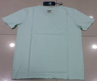 ArthurV-neck